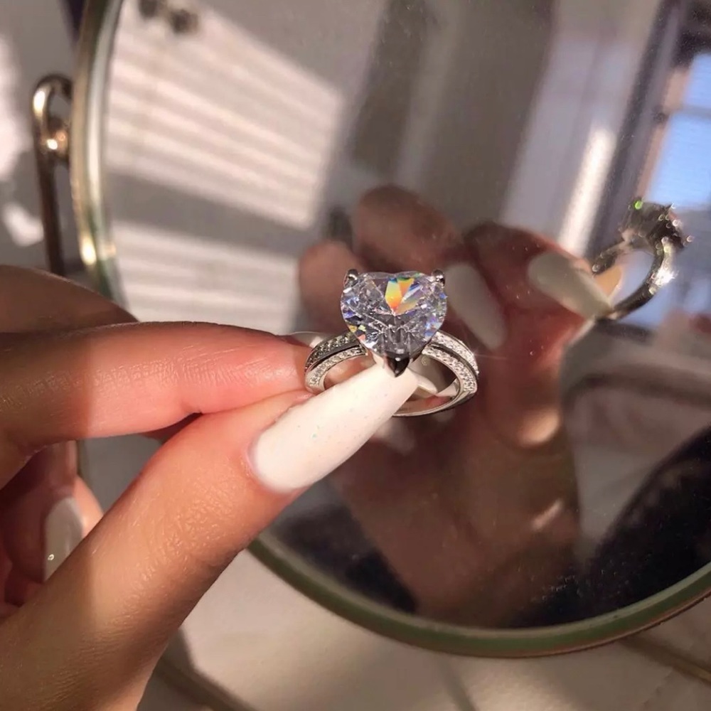 ✨SOLD OUT✨Massive Heart Sparkler✨ - Picture 3 of 7